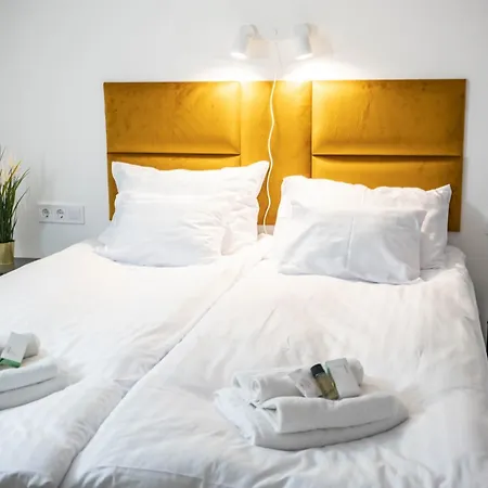 Apartment Free Parking -corvin Palace Residence-3bdrm,6ppl,wifi,ac Budapest