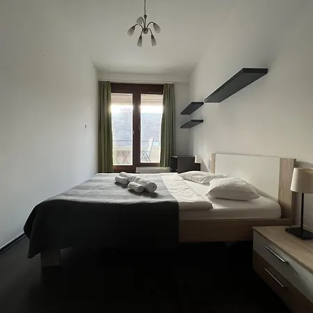 Apartment Bphomes