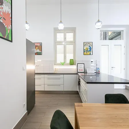 Apartment Bakats Ter With Balcony Overlooking Church Square Budapest