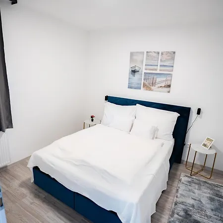 Magnolia Deluxe Apartment