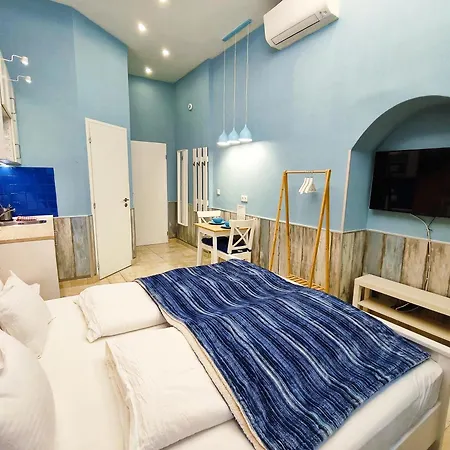King Apartment *