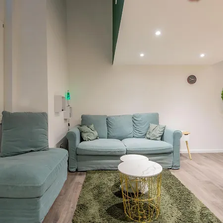 Full Equipment Designed In The Heart Of For 4 People Apartment