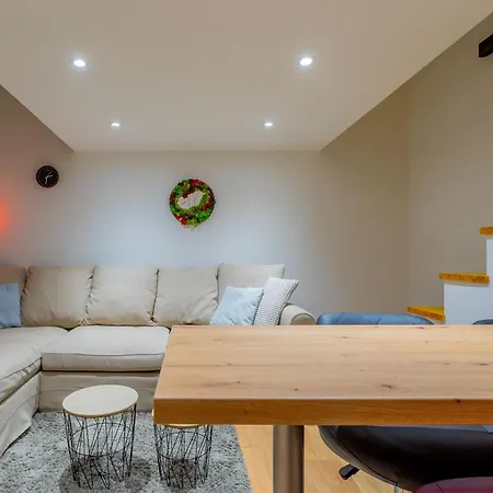 Apartment Full Equipment Designed In The Heart Of For 4 People Budapest