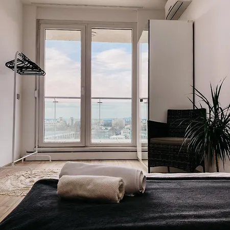 Highrise Horizon Penthouse Apartment Budapest