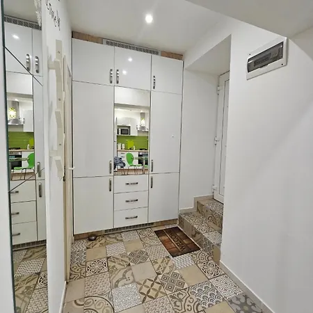 Smart In The Heart Of Apartment Budapest