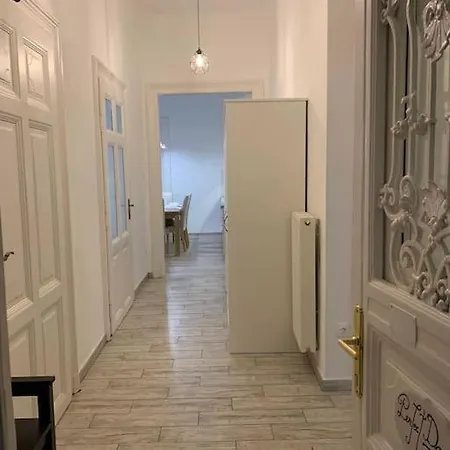Perfect Day 3 -3 Bedr, 2 Bathrooms Apartment *