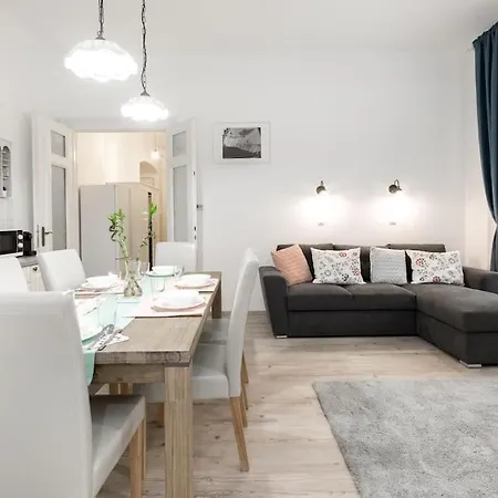 Perfect Day 3 -3 Bedr, 2 Bathrooms * Budapest