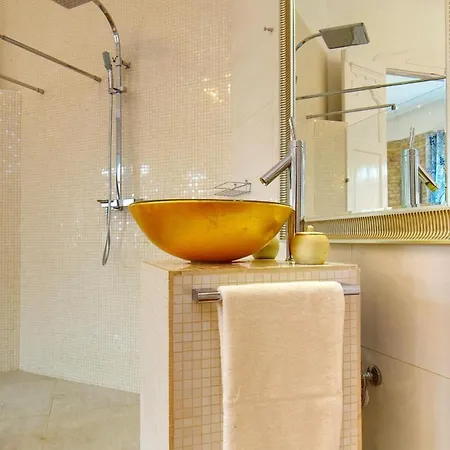 Amazing View Designer With Sauna And Jacuzzi 3 Min To Opera House Apartment *