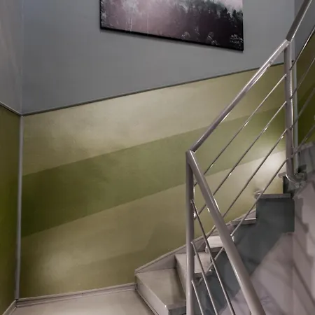 Διαμέρισμα Elegant Duplex Near Greenery *
