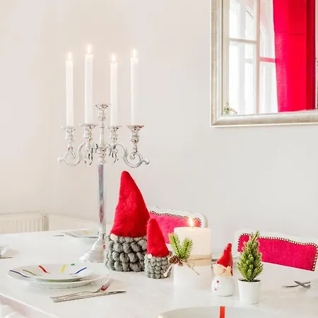 Amazing View Designer With Sauna And Jacuzzi 3 Min To Opera House Apartment Budapest