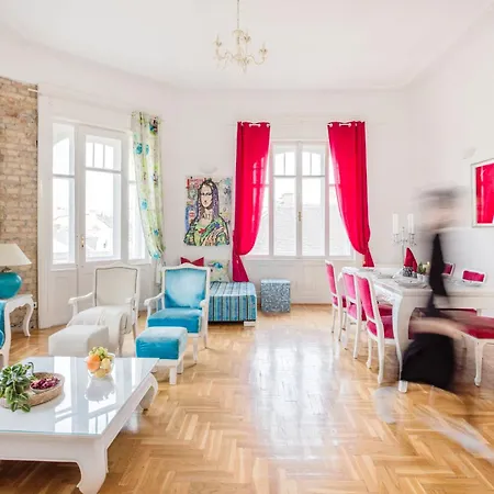 Apartment Amazing View Designer With Sauna And Jacuzzi 3 Min To Opera House Budapest