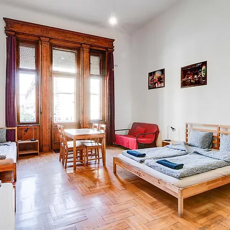 Pal's And Hostel Βουδαπέστη