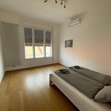 City Center 1, Cozy 2Br In The City Center!