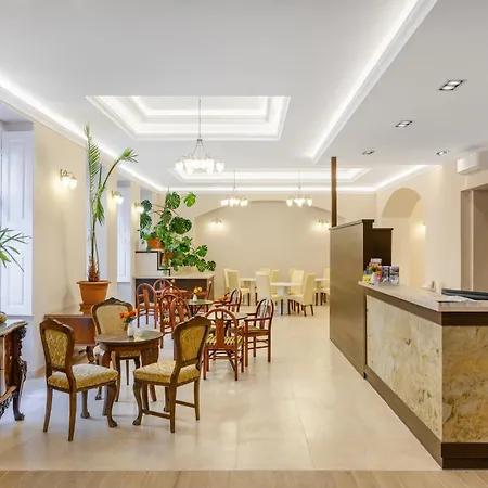 卡尔维之家酒店 公寓式酒店 3*