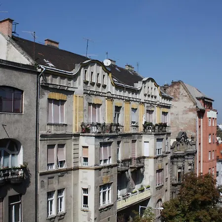 Apartment 5 *