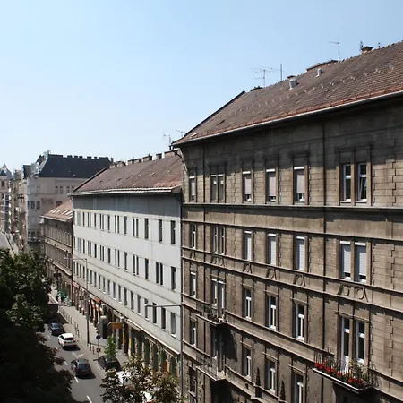 5 Apartment