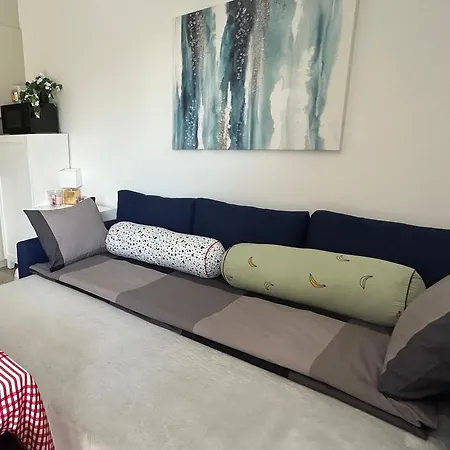 New In - Free Parking Apartment