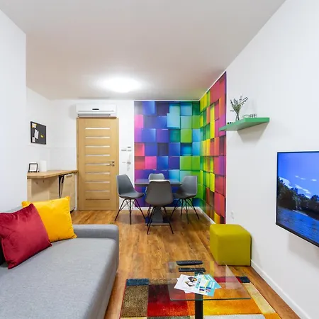 Apartment Downtown Cube *