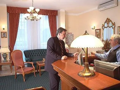 Hotel Burg