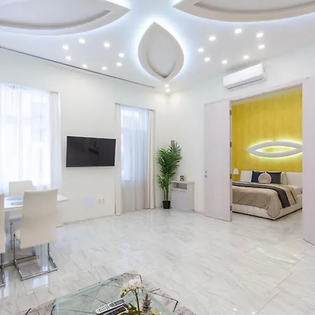 Apartment Luxurious Next To The Danube River