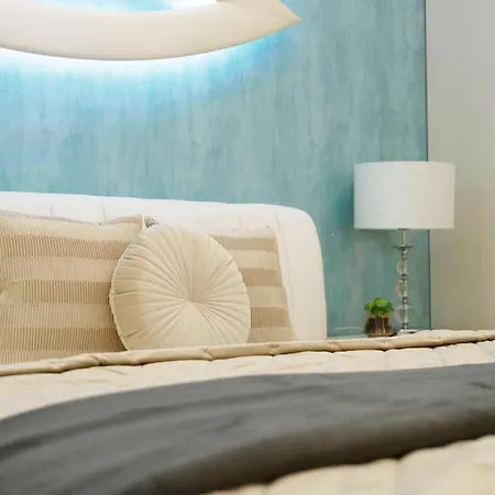 Luxurious Next To The Danube River *
