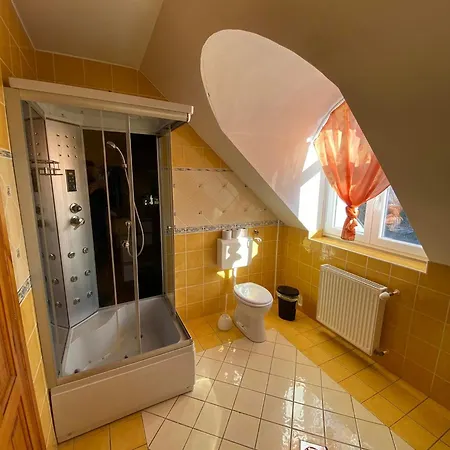 Hotel Hermina Apartmanhaz *