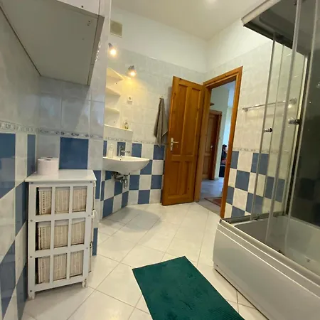 Hotel Hermina Apartmanhaz *
