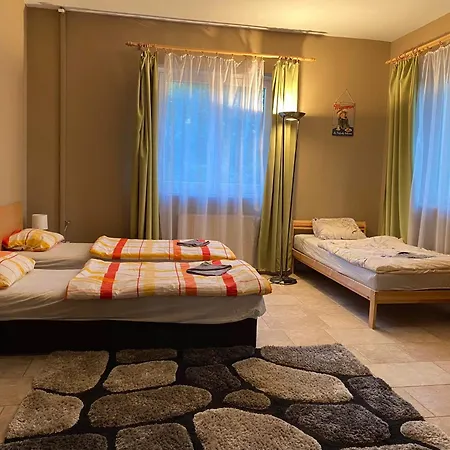 Hermina Apartmanhaz *