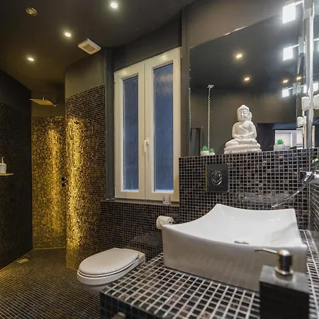 Eye Presidential With Jacuzzi & Sauna * Budapest