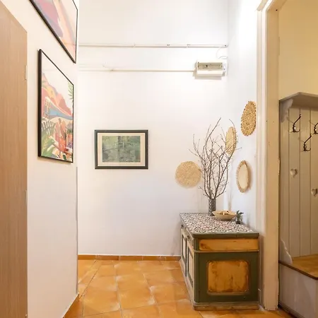 Gellerico At Rakoczi Square Guest house Budapest