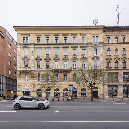 Marianna Budapest