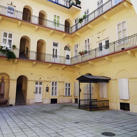 Apartamento Dorotea - Cosy In The Heart Of Budapest