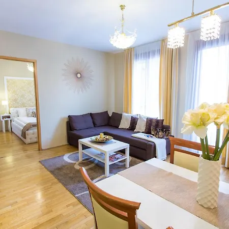Colours Superior With Free Parking Apartament