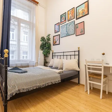Gellerico At Rakoczi Square Guest house Budapest