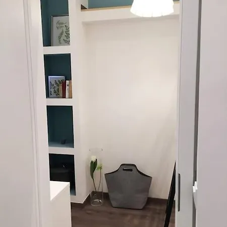 Cityscape Budget Breadfield Apartment *