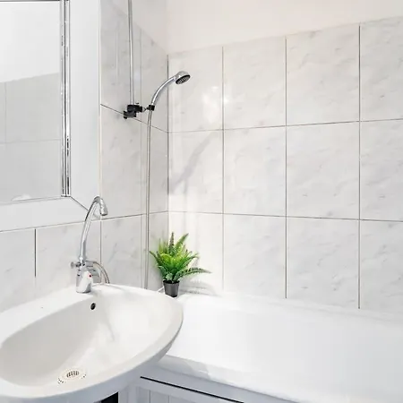 Quiet Near The Center Apartman Budapest