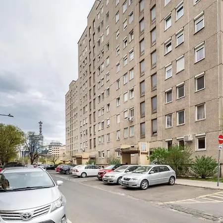 Apartman Quiet Near The Center