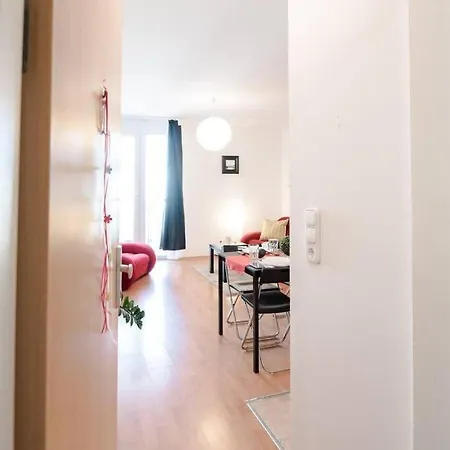Bright And Homey Ac Near The Center Appartement *