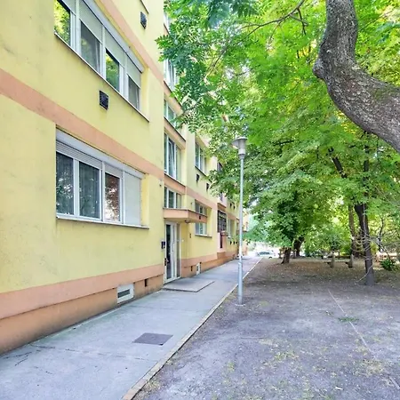 Apartment Cozy - Close To River - Easy Parking Budapest