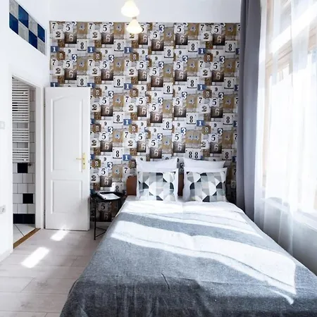 Spacious And Comfy Very Apartment Budapest
