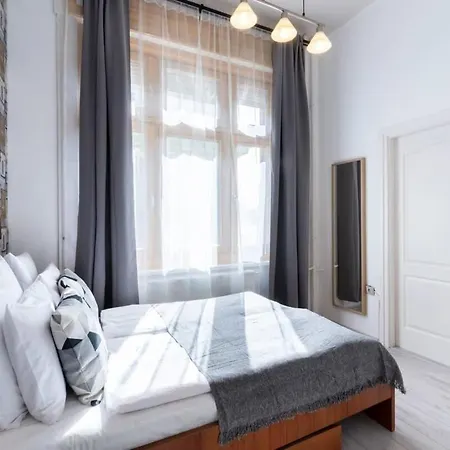 Spacious And Comfy Very Apartment *