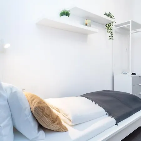 Ideal New In The Center Apartment *