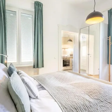 Lovely & Cozy With A C Appartamento *