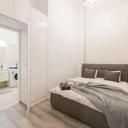 Majestic Dream In The Heart Of Apartment