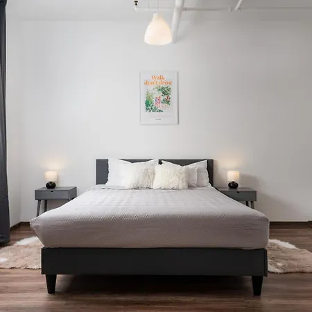 Vagabond Downtown Aparthotel