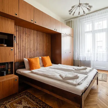 Apartment Bpr W21 Retro With Balcony Budapest