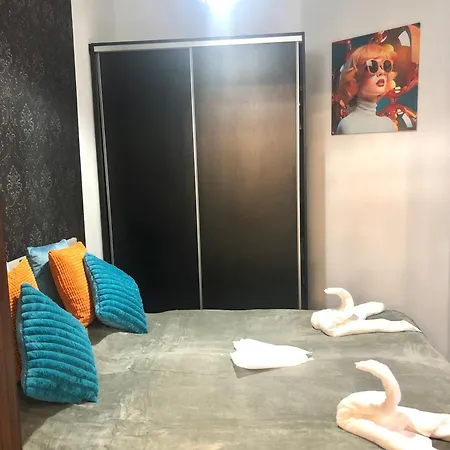 Dohany Deluxe Apartment
