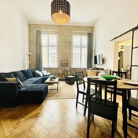 Apartment Corvin