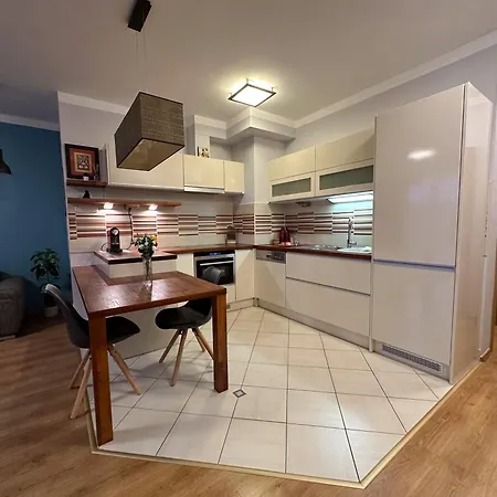 Cherry Abode With Terrace Budapest