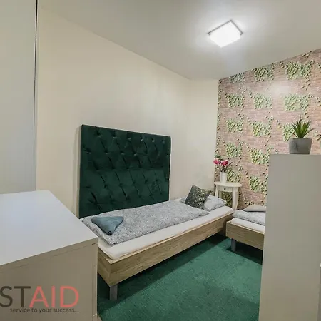Apartment Dh30 - - Hostaid